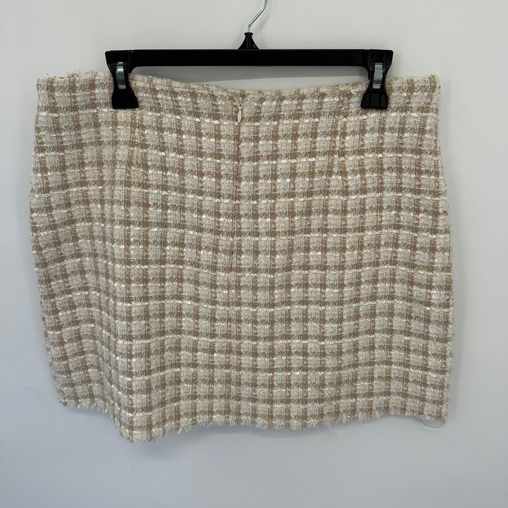 LULUS NWT Preppy Reputation Ivory Plaid Tweed Faux-Wrap Mini Skirt // XL - Picture 8 of 13